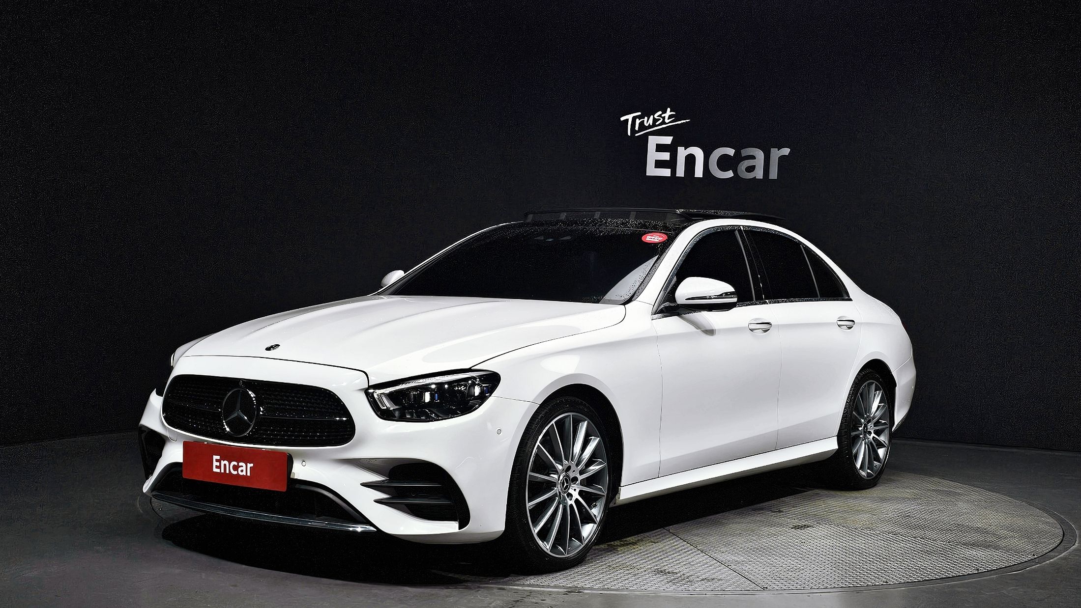 MERCEDES BENZ E-CLASS W213 2021