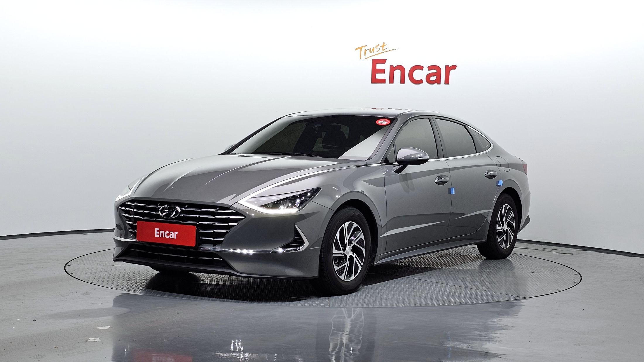 HYUNDAI SONATA HYBRID DN8