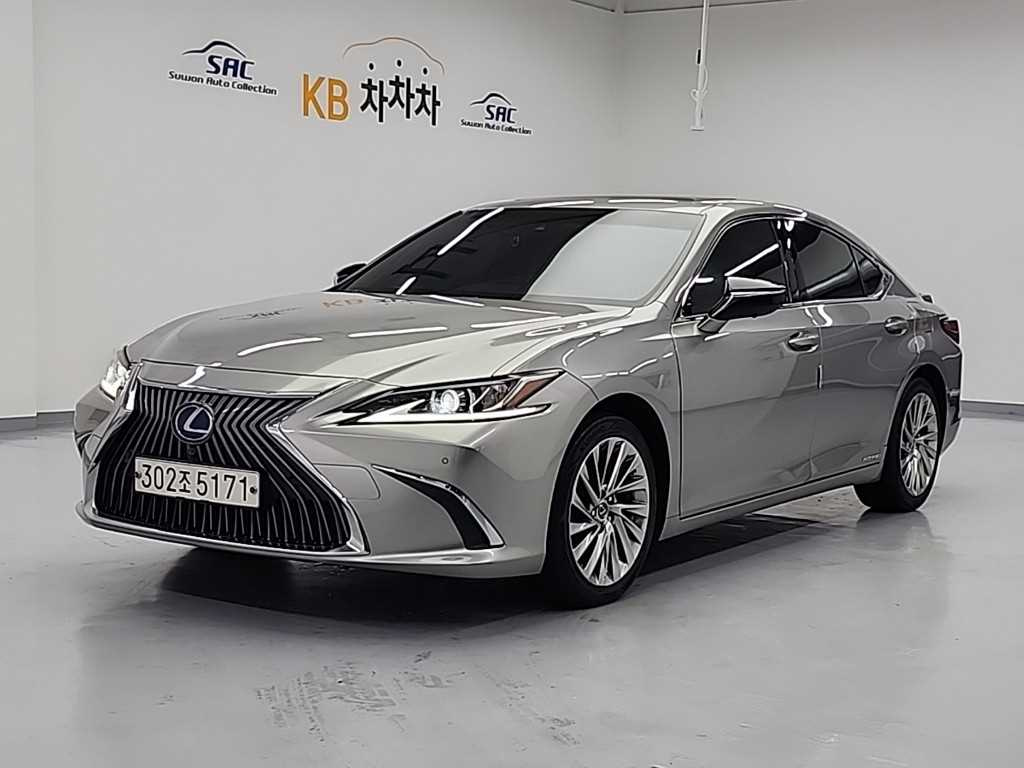 LEXUS ES300H 2018
