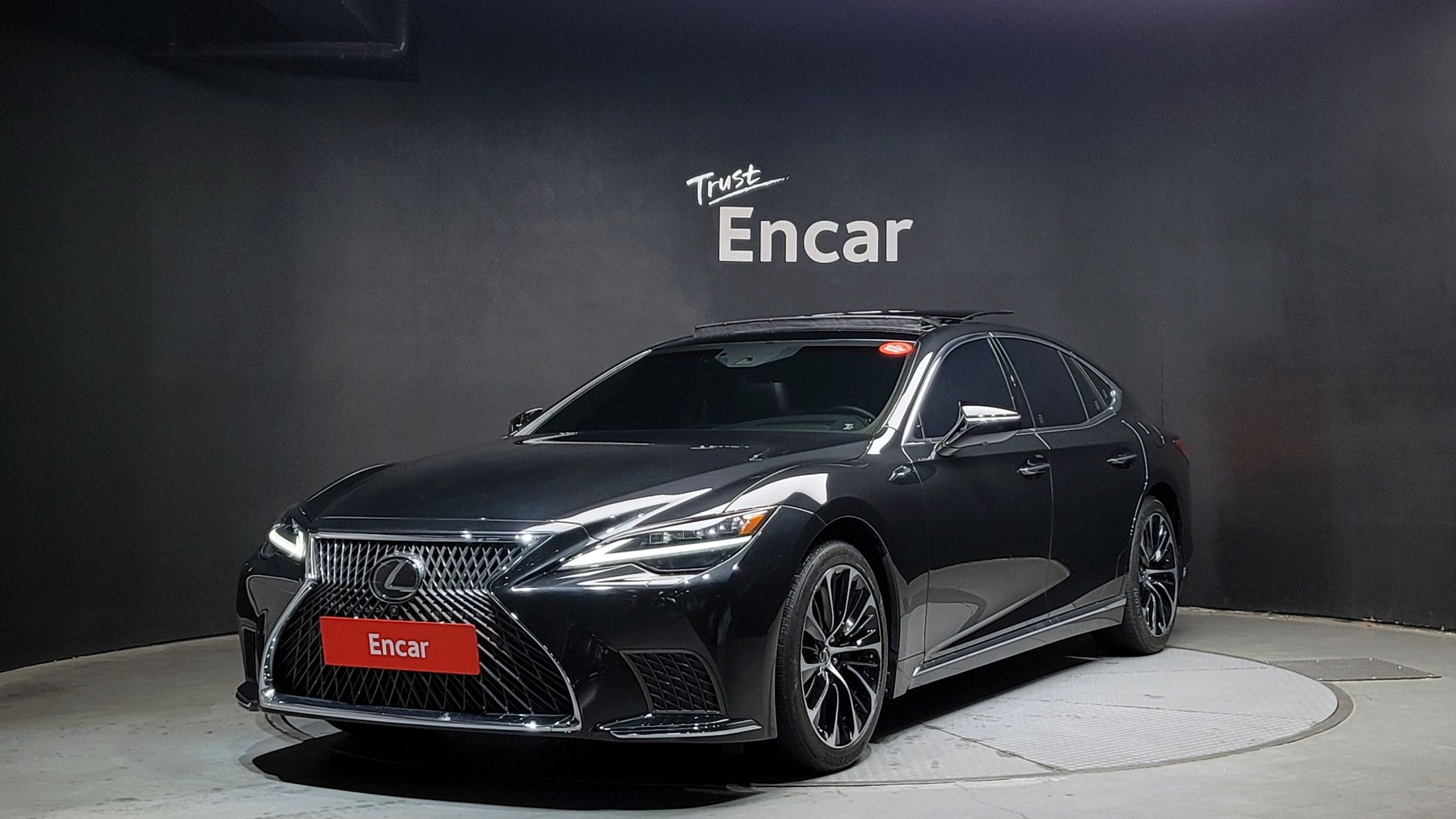 LEXUS LS500