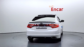 HYUNDAI GRANDEUR HG HYBRID 2016