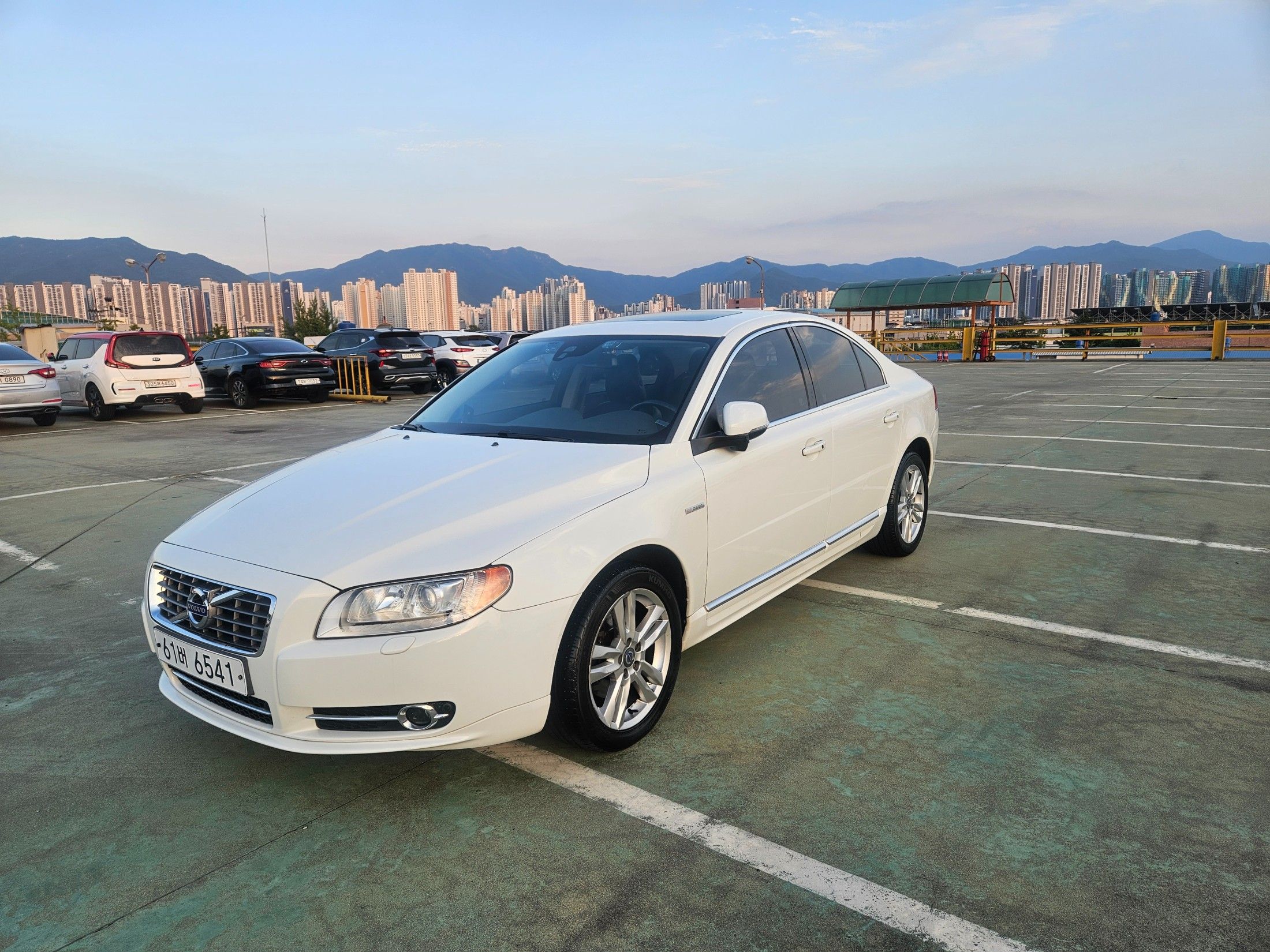 VOLVO S80 2013