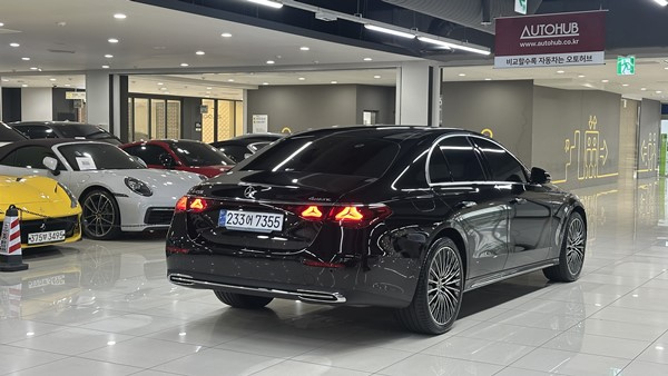 MERCEDES BENZ E-CLASS W214