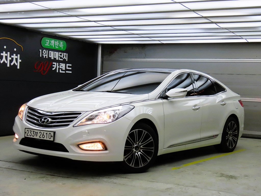HYUNDAI GRANDEUR HG