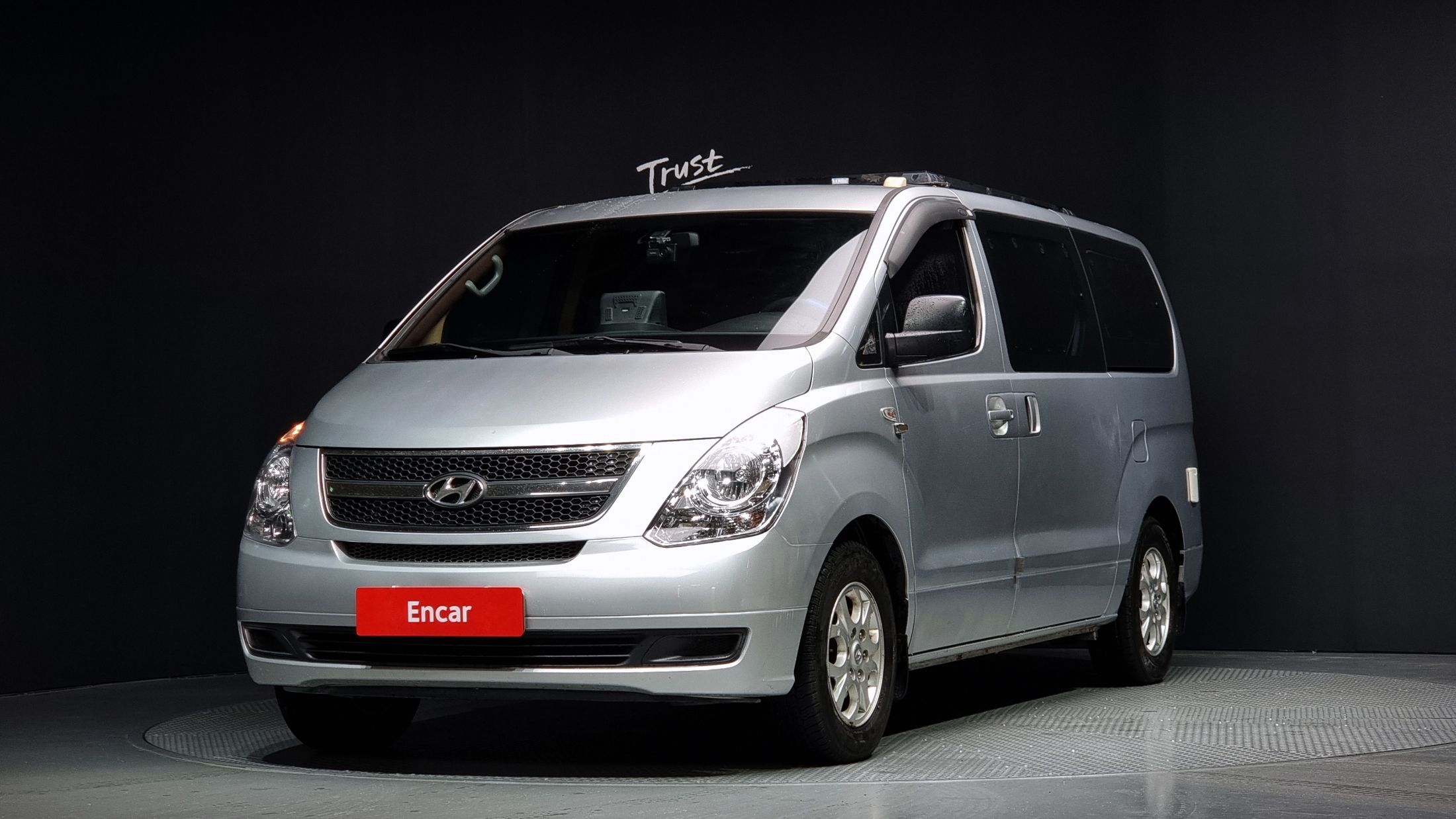 HYUNDAI STAREX GRAND