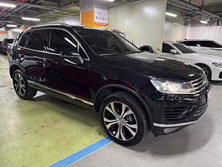 VOLKSWAGEN TOUAREG  2015