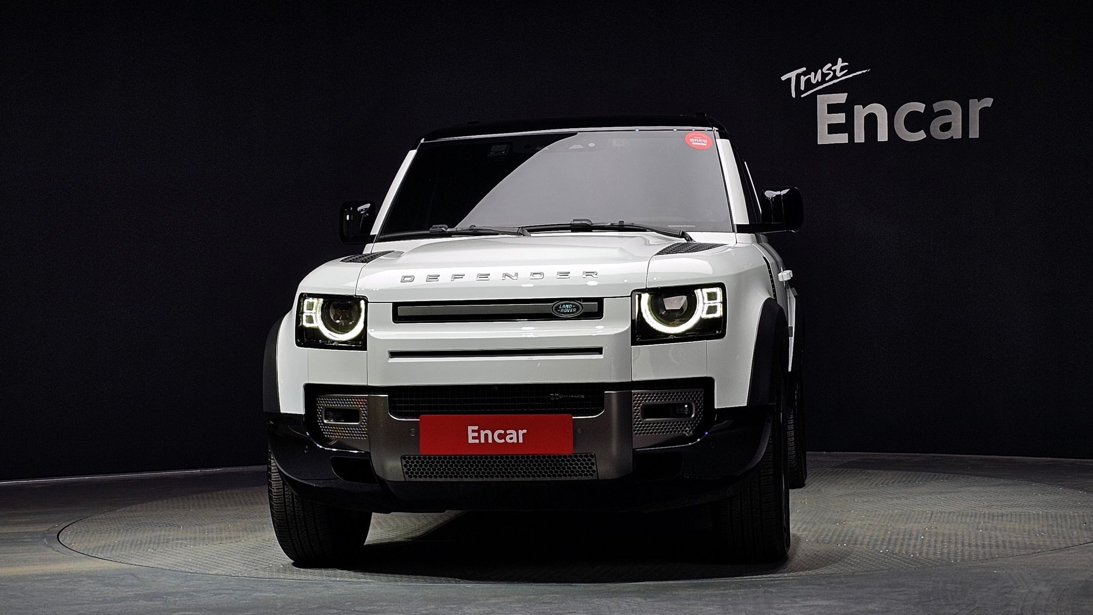 LAND ROVER DEFENDER L663 2023