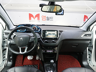 PEUGEOT 2008 2016