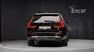 VOLVO XC60 2024