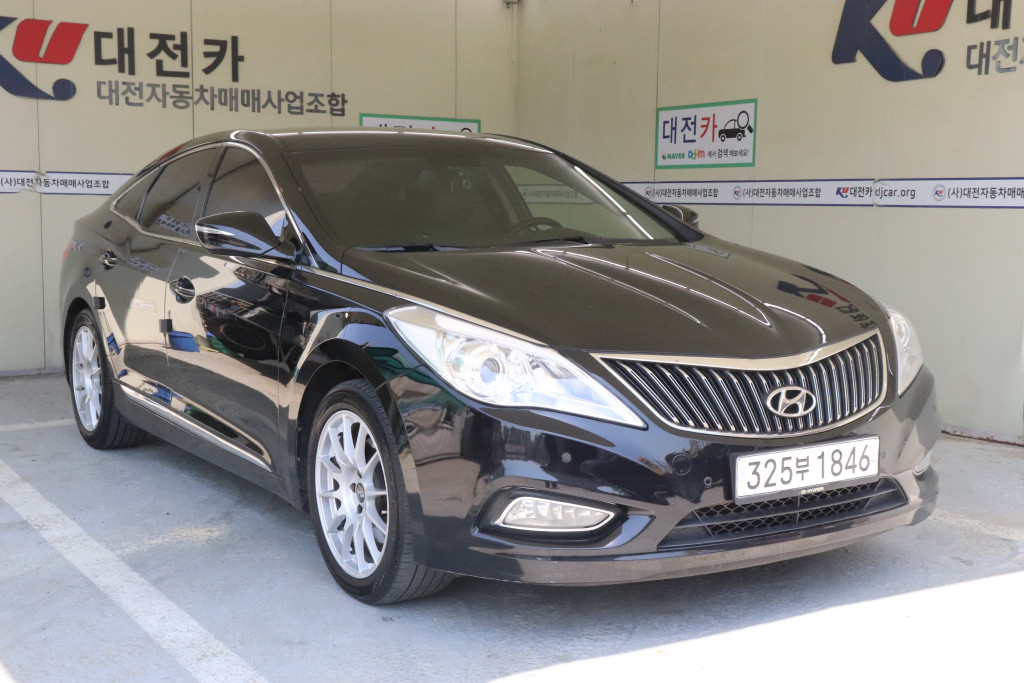 HYUNDAI GRANDEUR HG 2014