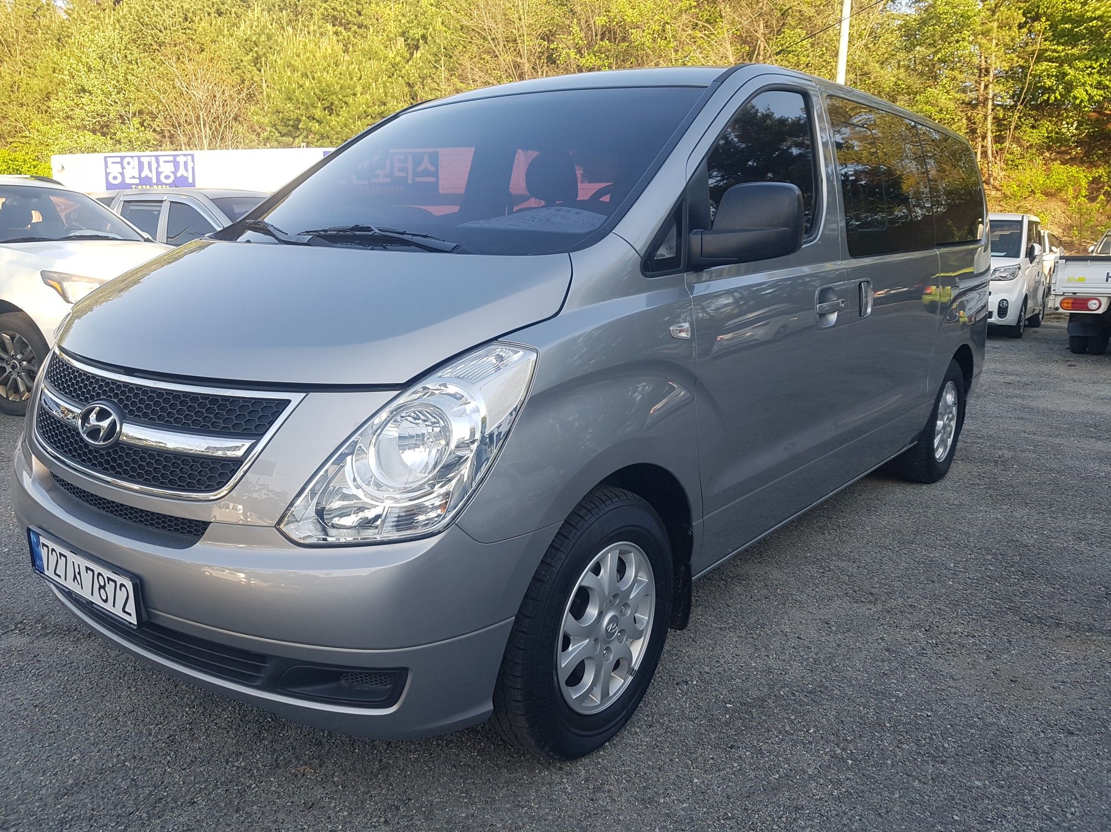 HYUNDAI STAREX GRAND