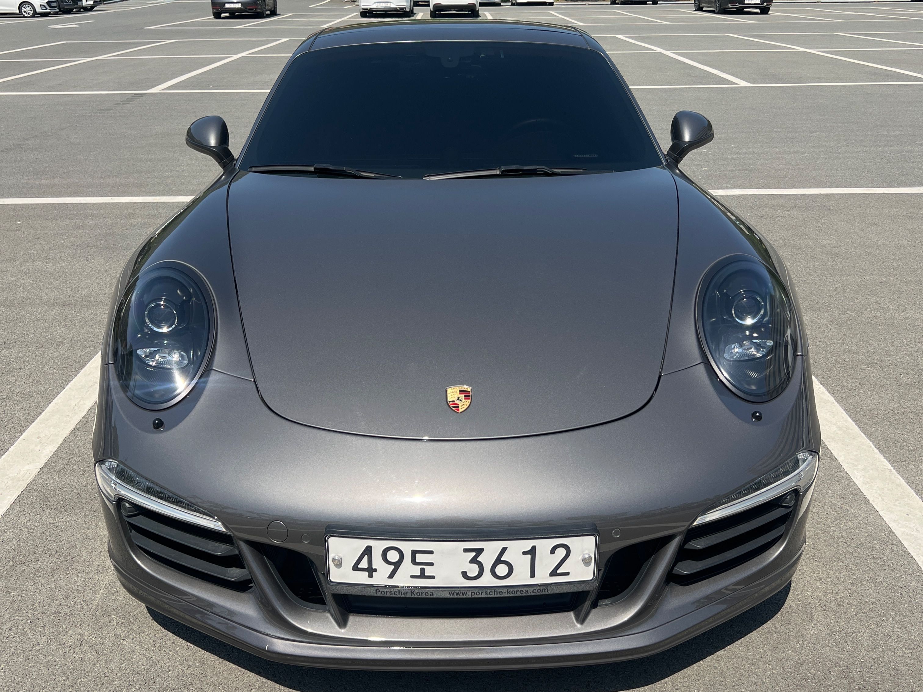 PORSCHE 911