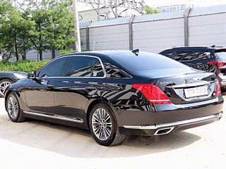 GENESIS EQ900 2016