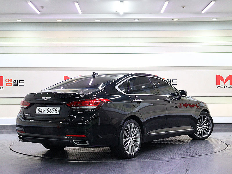 HYUNDAI GENESIS DH 2016