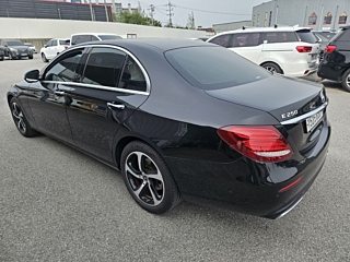 MERCEDES BENZ E-CLASS W213 2020