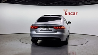 JAGUAR XF X260 2016