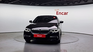 BMW 5-SERIES G30 2018