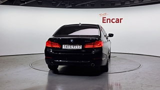 BMW 5-SERIES G30 2018