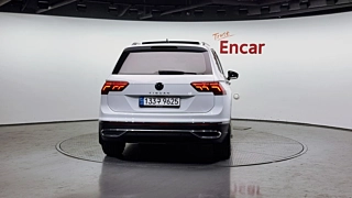VOLKSWAGEN TIGUAN 2022