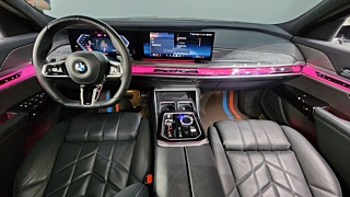 BMW 7-SERIES G70 2023