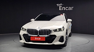 BMW 5-SERIES G60 2024