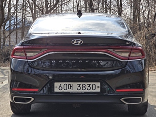 HYUNDAI GRANDEUR IG 2017