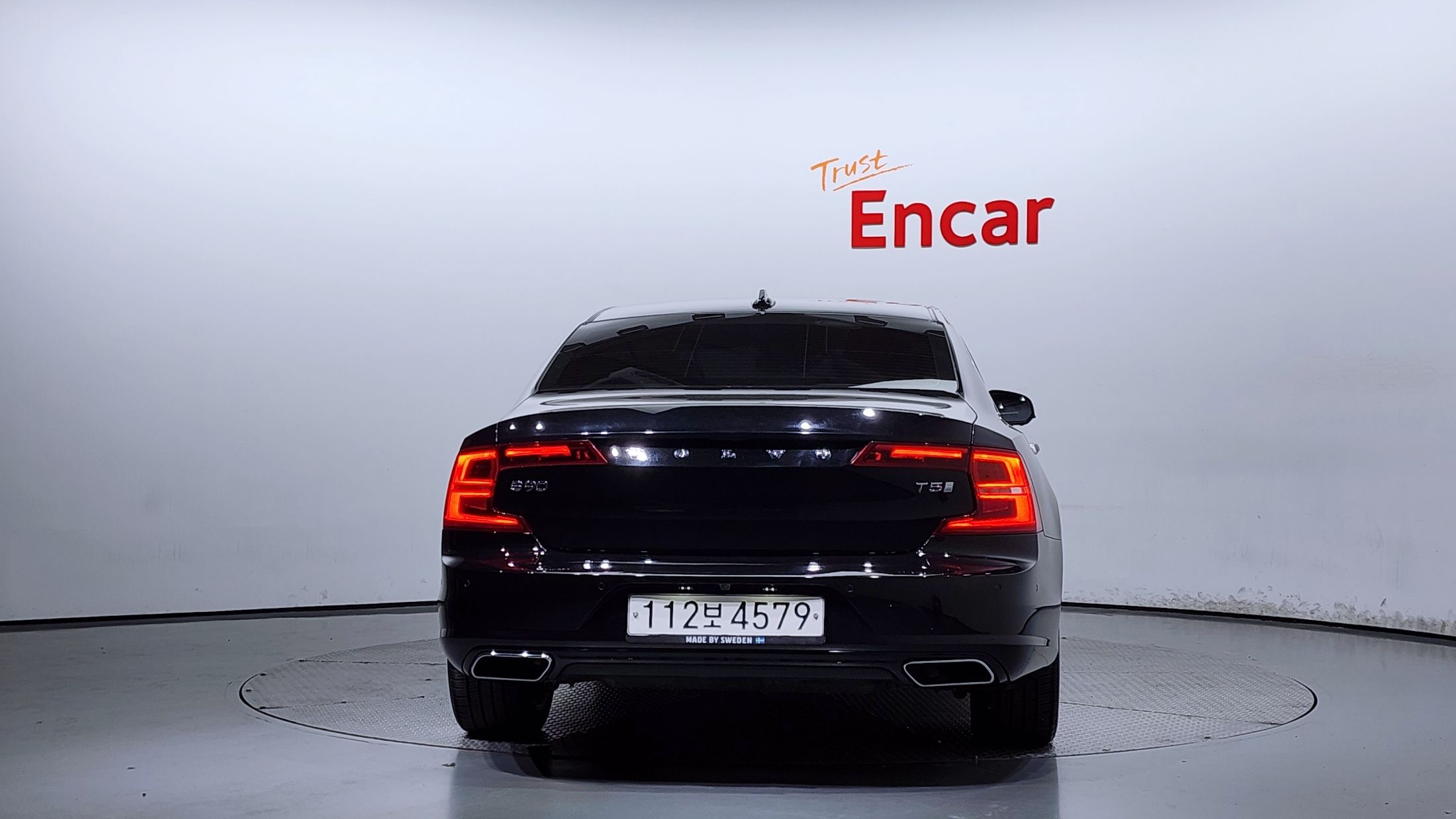 VOLVO S90 2019