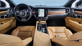 VOLVO S90 2019