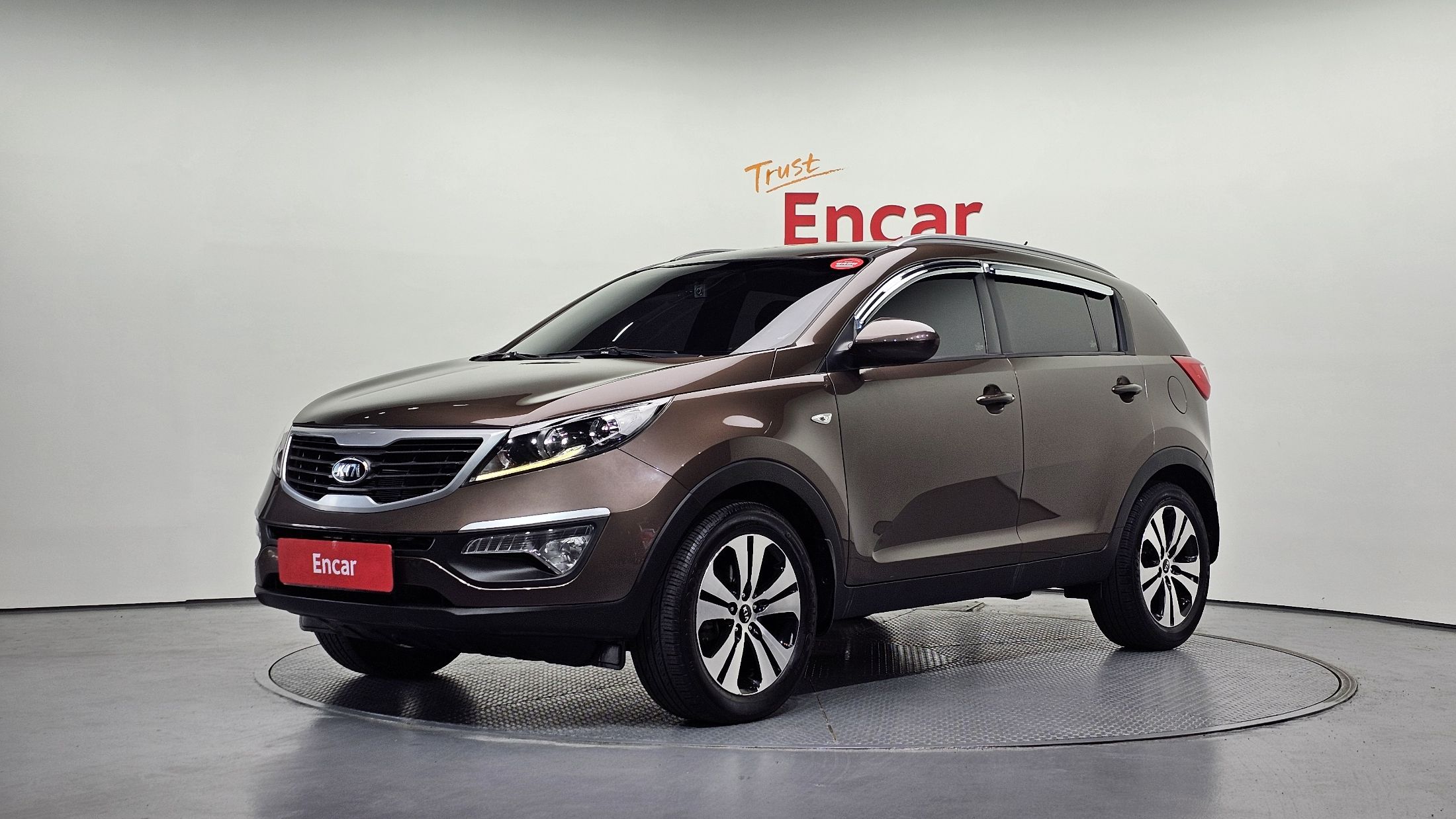 KIA SPORTAGE R