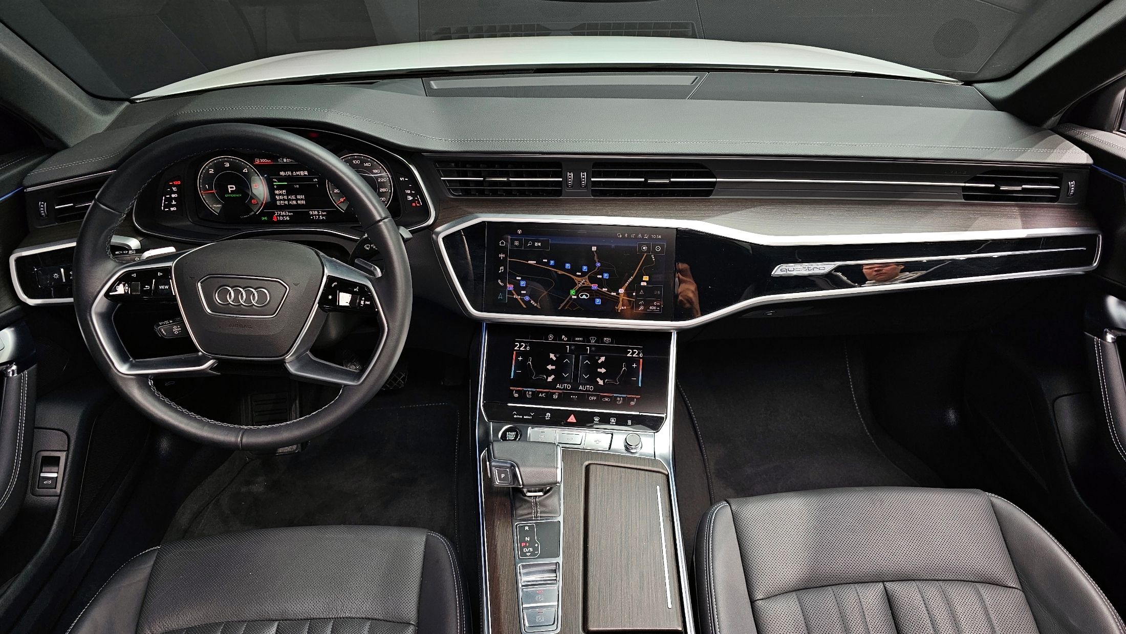 AUDI A6 C8
