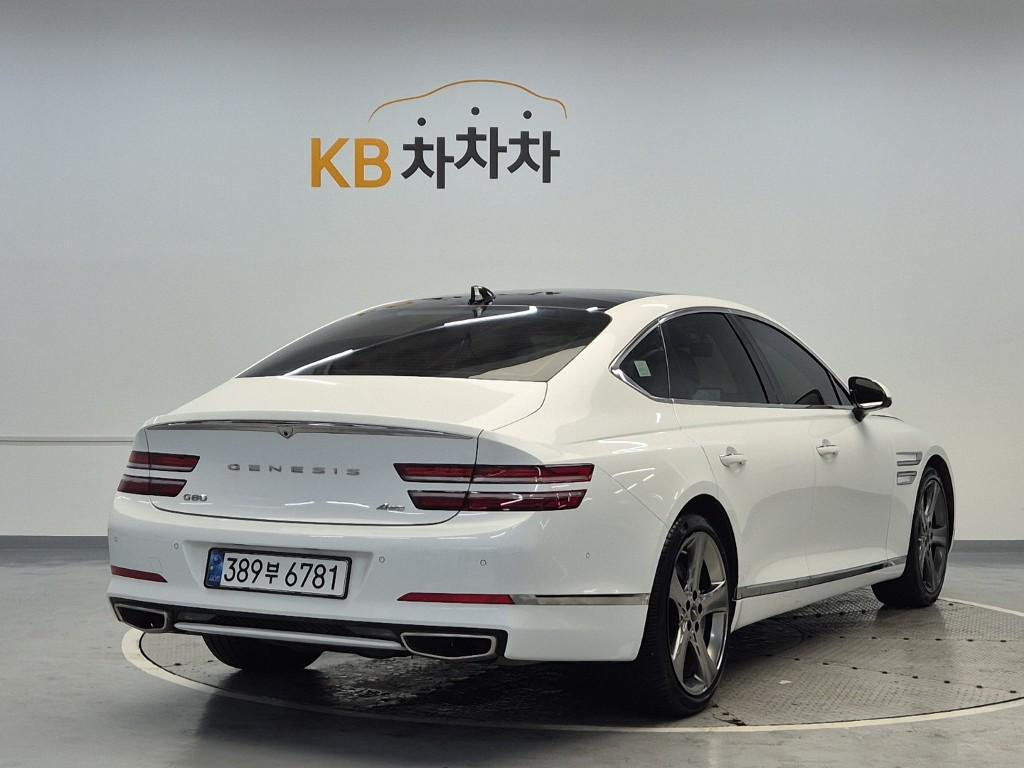 GENESIS G80 RG3 2022