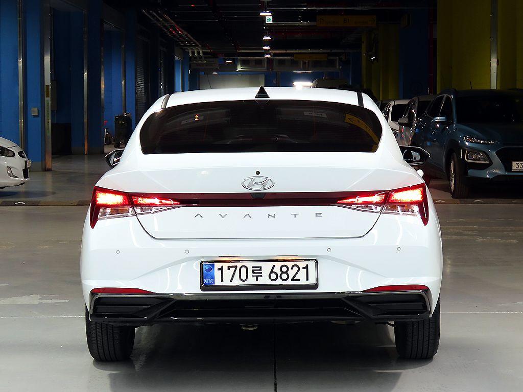 HYUNDAI AVANTE CN7 2021