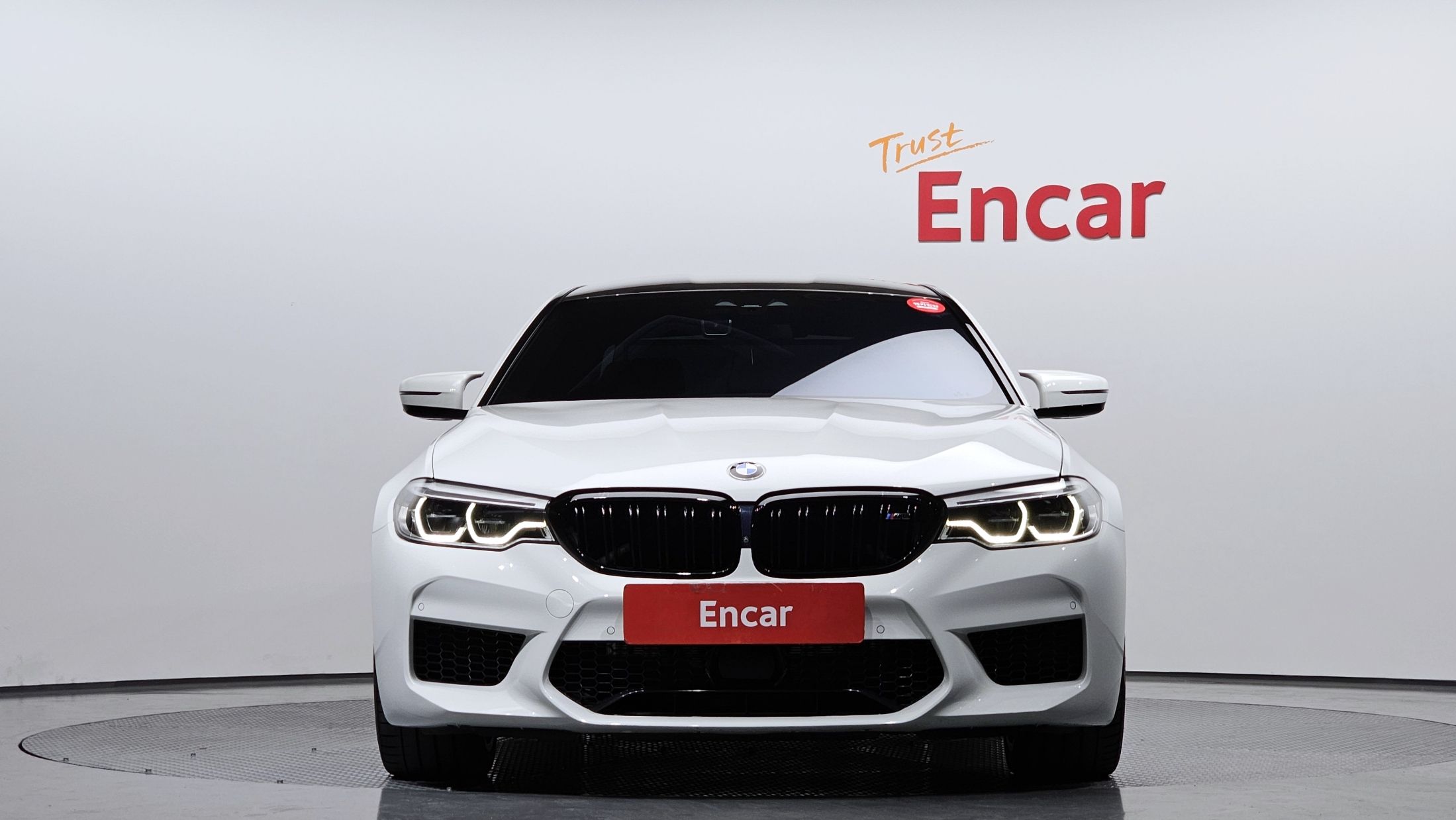 BMW M5 F90 2018