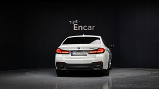 BMW 5-SERIES G30 2022