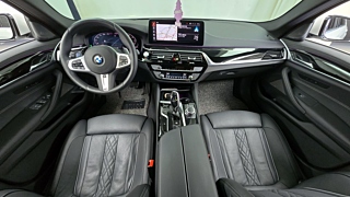 BMW 5-SERIES G30 2022