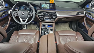 BMW 5-SERIES G30 2017