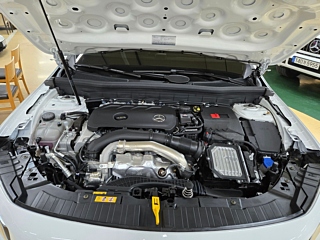 MERCEDES BENZ GLB-CLASS X247 2024
