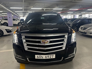 CADILLAC ESCALADE 2018