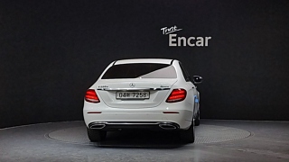 MERCEDES BENZ E-CLASS W213 2018