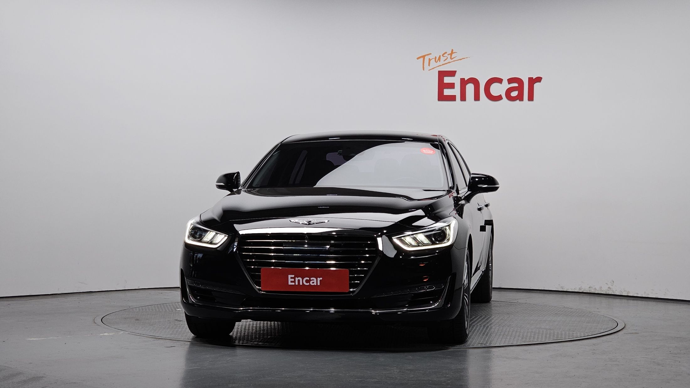 GENESIS EQ900 2016
