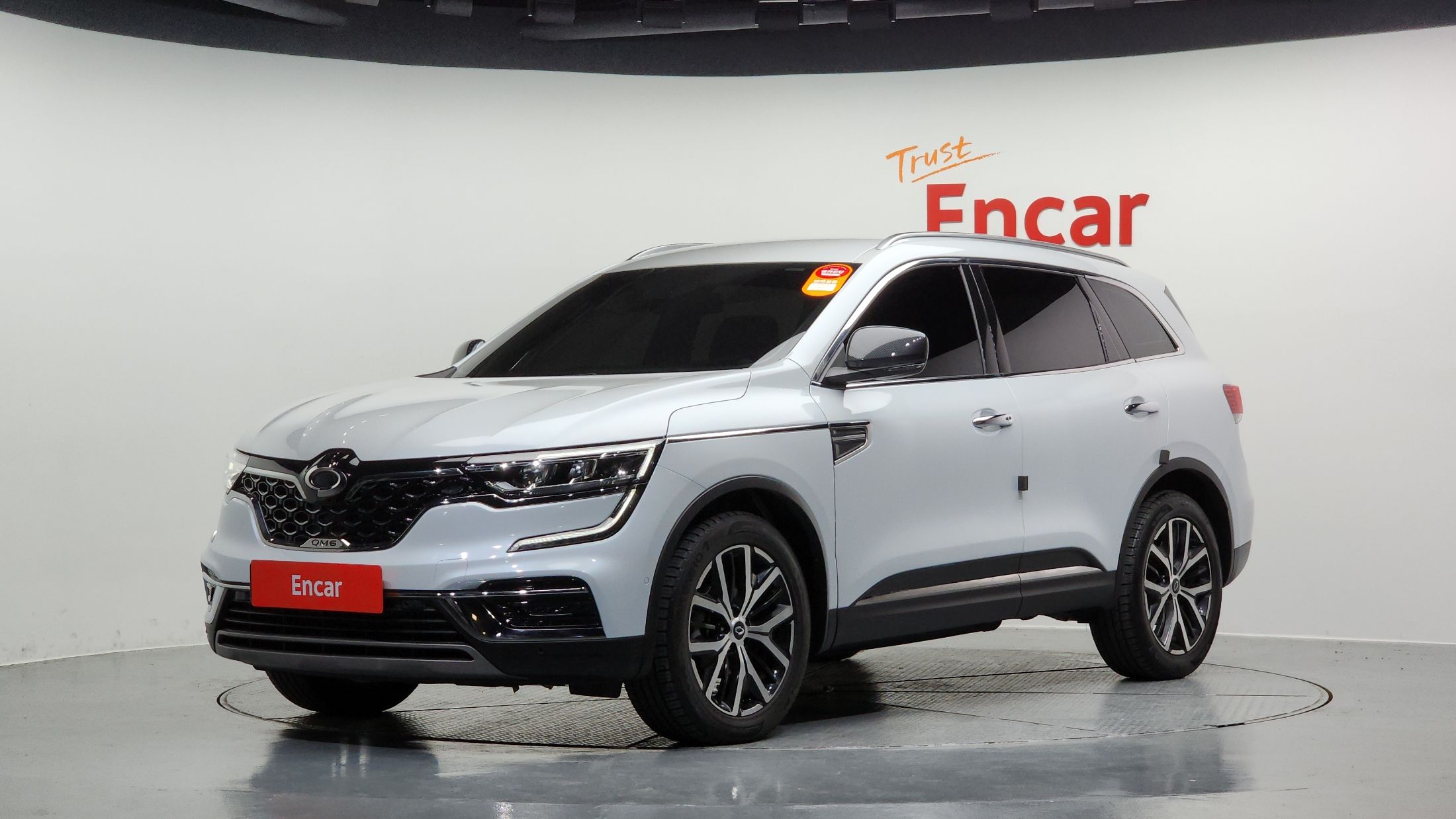 RENAULT SAMSUNG QM6