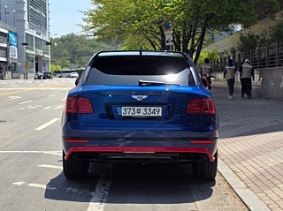 BENTLEY BENTAYGA 2018