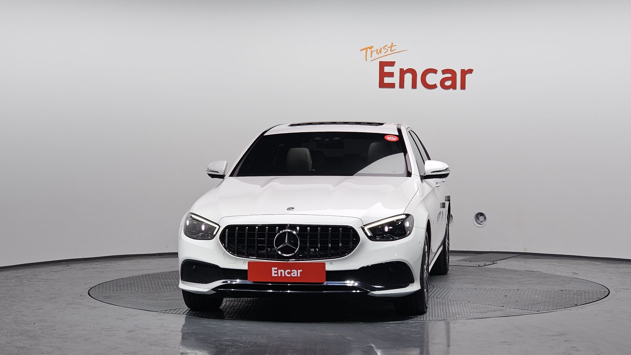 MERCEDES BENZ E-CLASS W213 2022