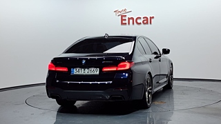 BMW 5-SERIES G30 2020