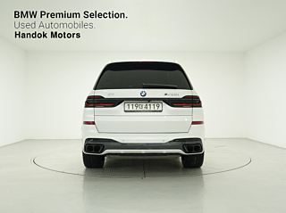 BMW X7 G07 2024