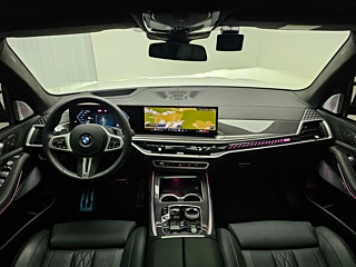BMW X7 G07 2024