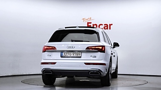 AUDI Q5 FY 2022