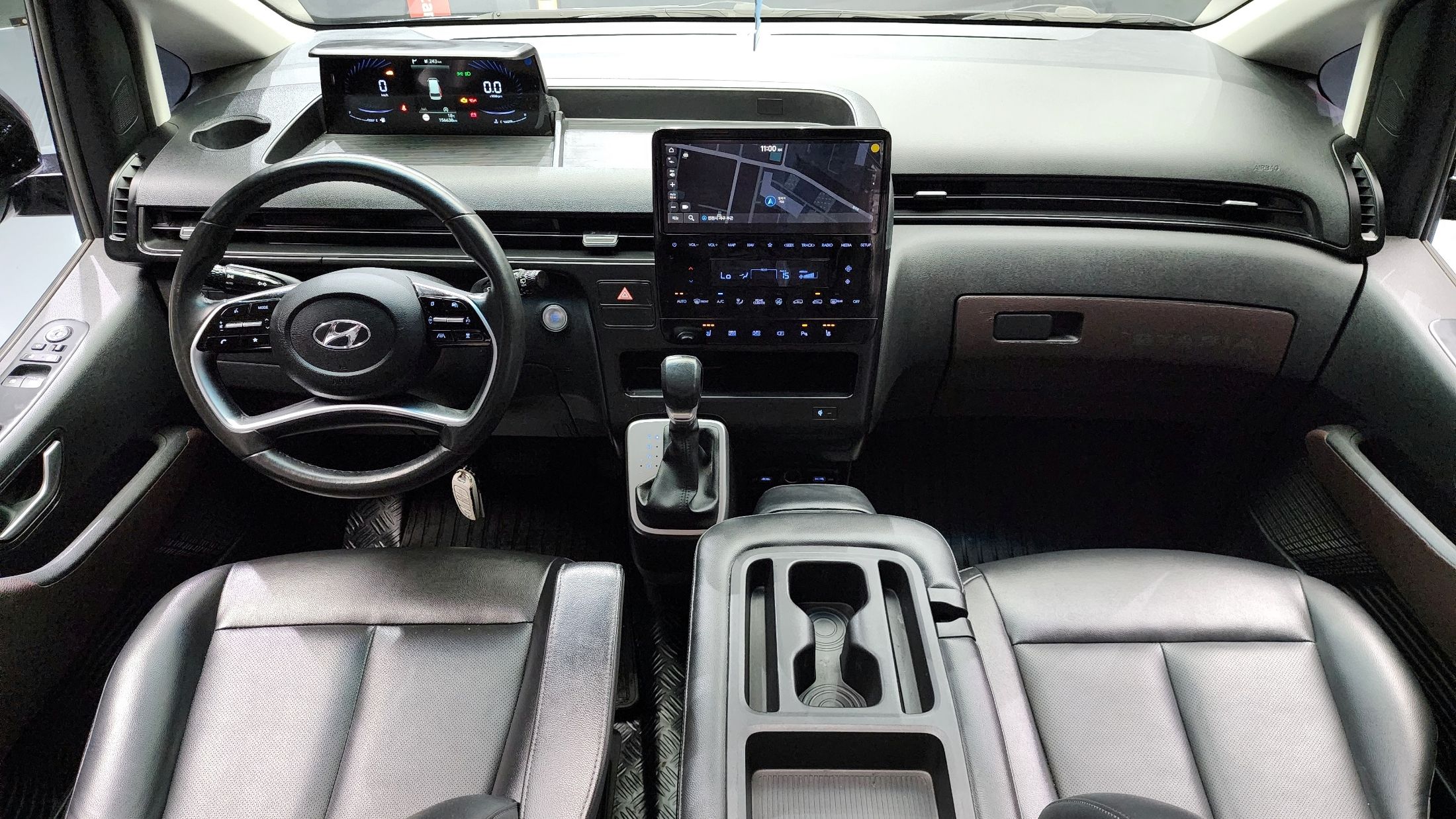 HYUNDAI STARIA 2021