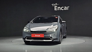 TOYOTA PRIUS 2024