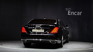 GENESIS EQ900 2016